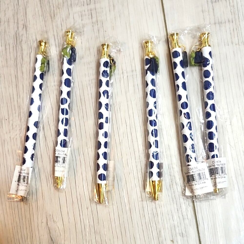 ❤️NWT❤️ 6 - Polka Dot Pens with Gold Accents